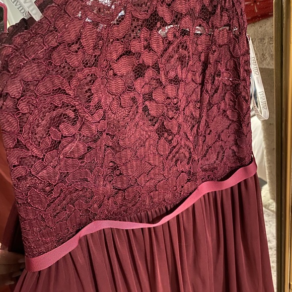 Size 4 David’s bridal short dress - Picture 2 of 3